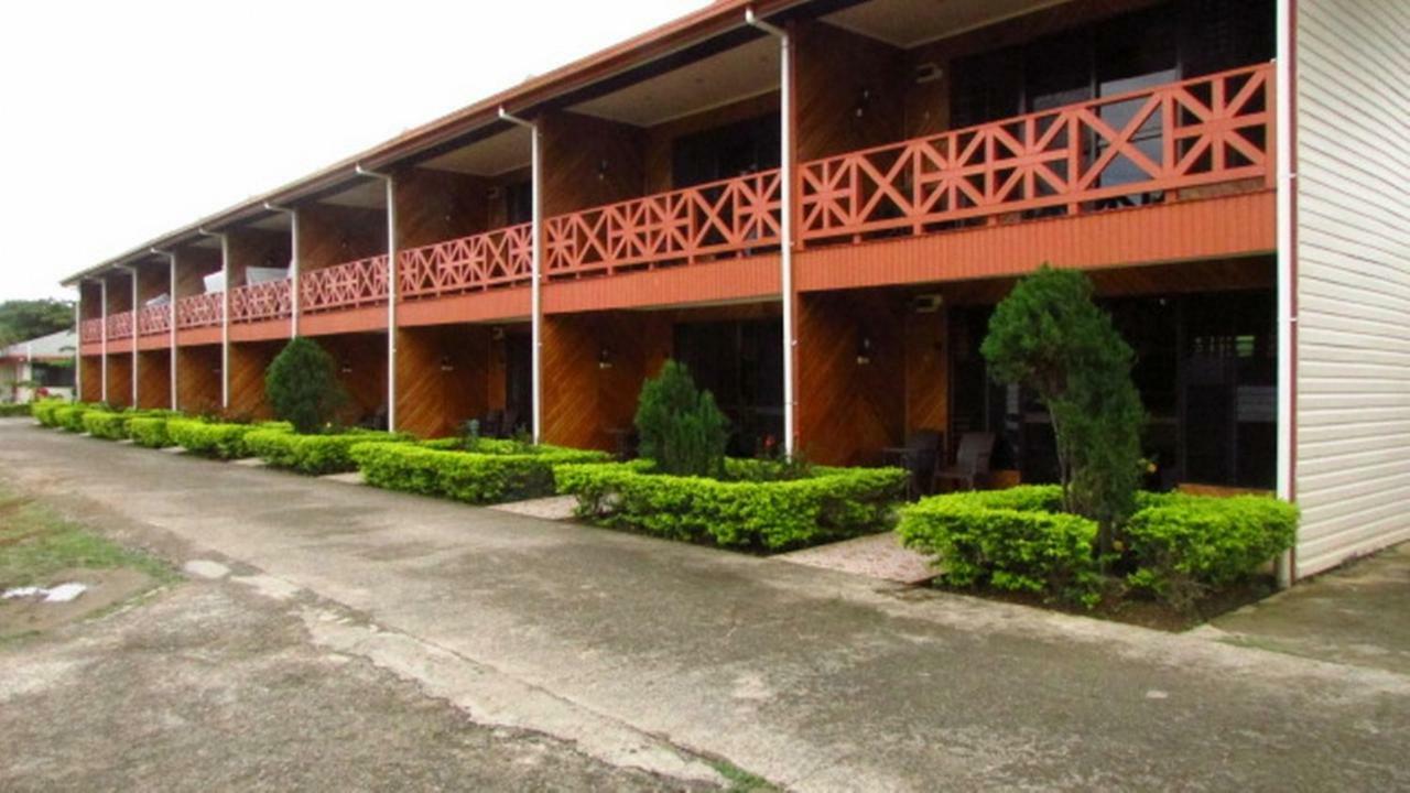 Wailoaloa Beach Resort Nadi Exterior foto
